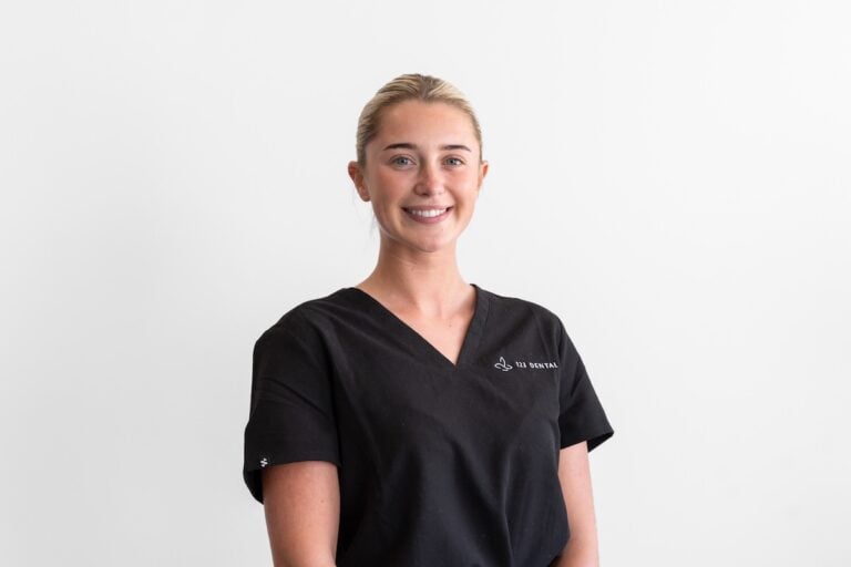 Evie, dental assistant / receptionist at 123 Dental