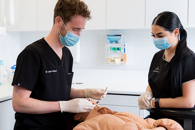 Wisdom teeth extraction perth